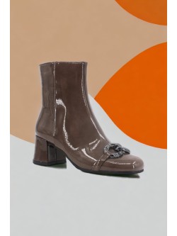 Cafènoir Glossy Leather Boot in Tortora Color