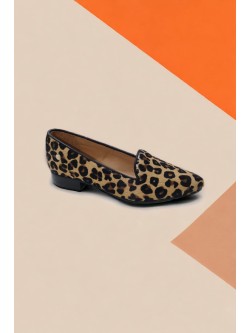 Leopard Print Flats by Ruika