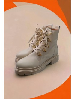 Bota de Cuero Beige Ruika