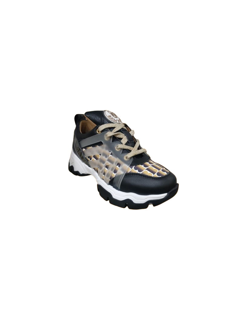 Tenis Pretos com Estampagem Bamburi